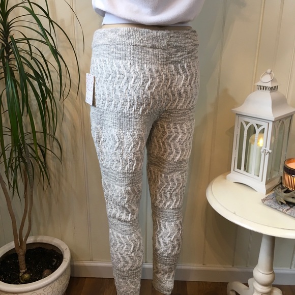 NWT FREE PEOPLE “ROAD TRIP JOGGERS” - Picture 4 of 8